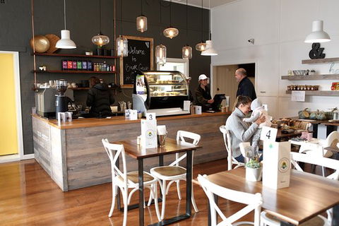 Back Creek Cafe - Sunshine Coast Tourism 0