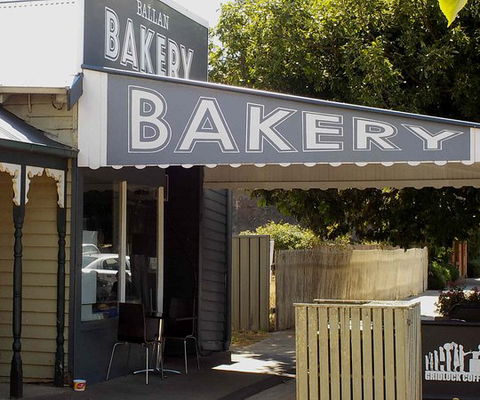 Ballan Bakery - Holiday Sunshine Coast 0