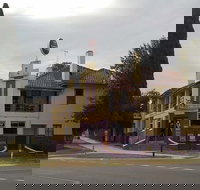 Commercial Hotel - Sunshine Coast Tourism