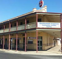 Farmers Arms Hotel - Sunshine Coast Tourism