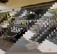 Godfrey and Bear - Sunshine Coast Tourism