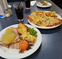 The Red Cliffs Club - Sunshine Coast Tourism
