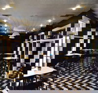 Allawah Hotel - Holiday Sunshine Coast
