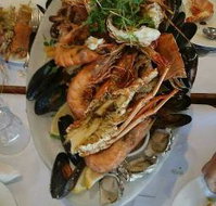 Kamari Greek Taverna Cafe - Holiday Sunshine Coast
