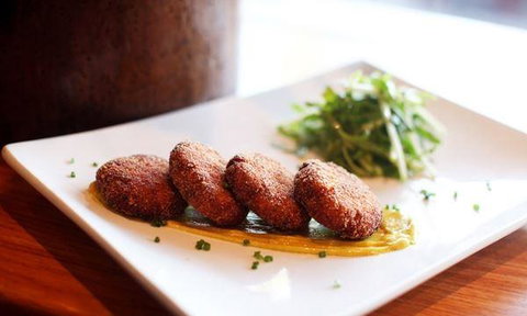 Meekak Korean BBQ Restaurant - Sunshine Coast Tourism 6