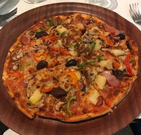 Sam's Pizza - Sunshine Coast Tourism