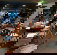 Cinque E Mezzo Pizza - Sunshine Coast Tourism