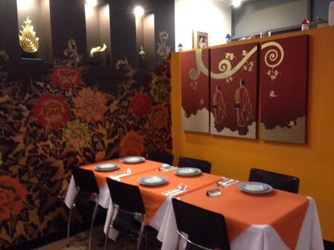 Harbourview Thai Unanderra - Holiday Sunshine Coast 0