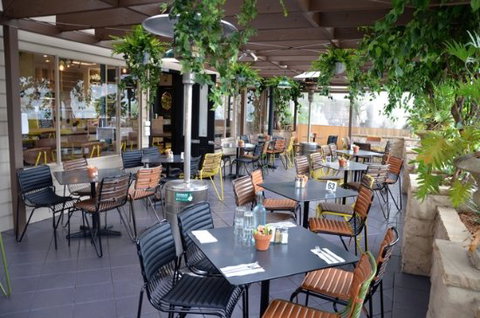 Seeds & Co - Holiday Sunshine Coast 0