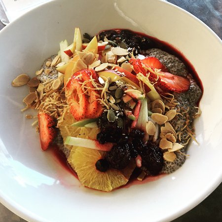 Doubletake Cafe - Holiday Sunshine Coast 0
