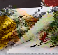 Fire Station Hotel - Holiday Sunshine Coast