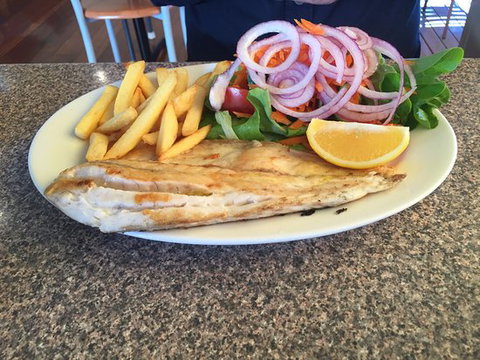 Grant's Cafe & Restaurant - Sunshine Coast Tourism 0