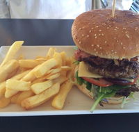 Jules by the Lake Cafe - Sunshine Coast Tourism