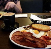 Parkway Diner - Holiday Sunshine Coast