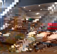 The Orana Hotel - Holiday Sunshine Coast