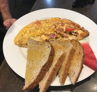 Cafe Laurella - Holiday Sunshine Coast