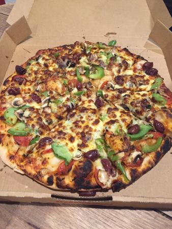 Rene's Pizza Place - Holiday Sunshine Coast 0