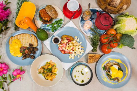 Samadhi Whole Foods - Holiday Sunshine Coast 0