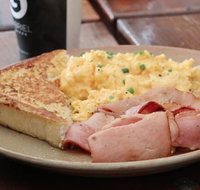 Cheeky Charlies Cafe - Holiday Sunshine Coast