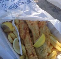 Smith's Quality Seafood Specialists - Holiday Sunshine Coast