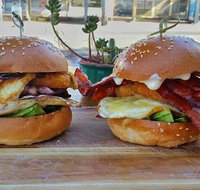 Big Red Cafe - Holiday Sunshine Coast