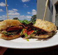Birdie  Eagle Bistro - Holiday Sunshine Coast