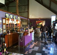 Cargo Road Winery Cafe - Sunshine Coast Tourism