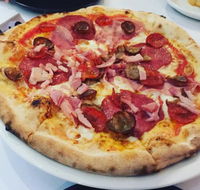Fillippo's at Moorebank Hotel - Sunshine Coast Tourism