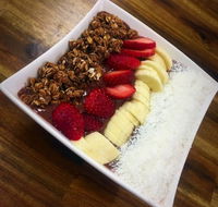 Jones Beach Cafe  Bakery - Holiday Sunshine Coast