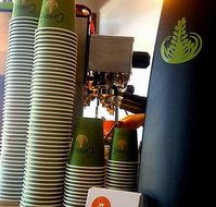 Wise Monkey Cafe - Holiday Sunshine Coast