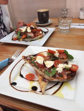 1851 Espresso - Sunshine Coast Tourism 0