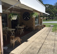 Dry Dock General Store - Holiday Sunshine Coast