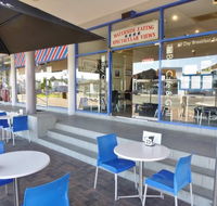 GJs Bay Cafe  Grill - Sunshine Coast Tourism