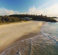 Lighthouse Beach Cafe - Sunshine Coast Tourism