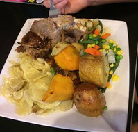Lj's Carvery  Sandwich Bar - Holiday Sunshine Coast