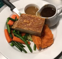 The Bistro - Holiday Sunshine Coast