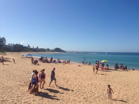 Toowoon Bay SLSC Cafe - Holiday Sunshine Coast 0