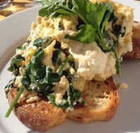 Victory Cafe - Holiday Sunshine Coast