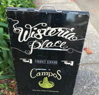 Wisteria Place Cafe - Holiday Sunshine Coast