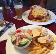 Bird in Hand Inn - Sunshine Coast Tourism