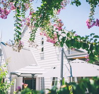 Cedar Bar  Kitchen - Holiday Sunshine Coast