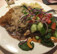 Dapto Leagues Club - Holiday Sunshine Coast