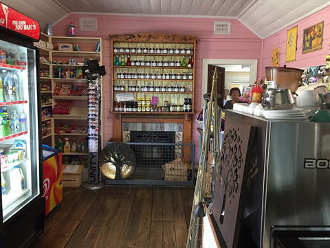 Iona Gardens Cafe & Nursery - Sunshine Coast Tourism 0