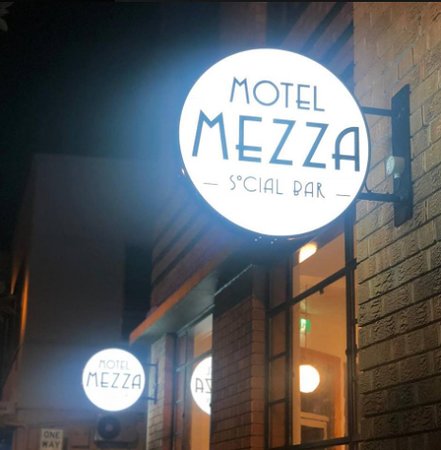 Motel Mezza - Holiday Sunshine Coast 0