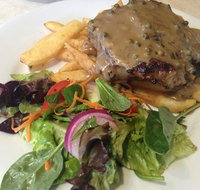 Relish Bar and Grill - Holiday Sunshine Coast