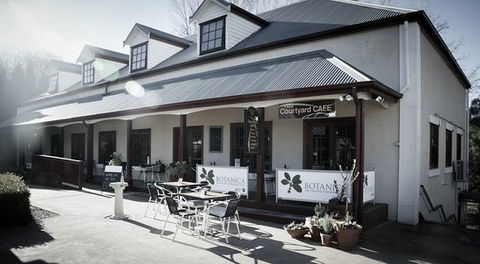 The Courtyard Cafe Berrima - Holiday Sunshine Coast 0