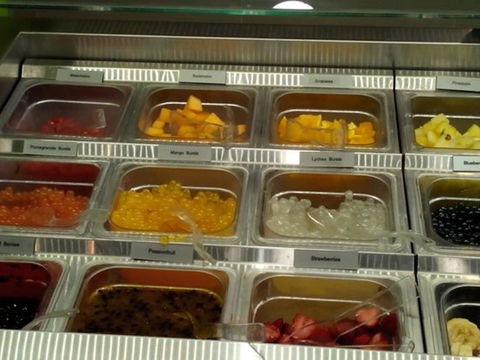 Yogurtland - Holiday Sunshine Coast 0
