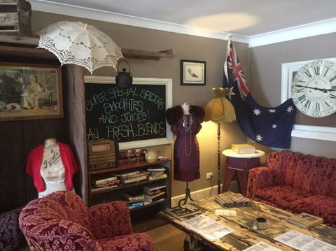Aussie Outback Wares And Cafe - Holiday Sunshine Coast 0