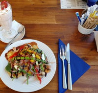 Brownie's On Budgewoi - Sunshine Coast Tourism