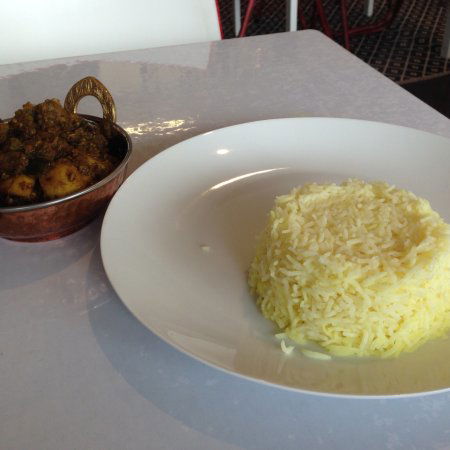 Curry Bunga - Holiday Sunshine Coast 0